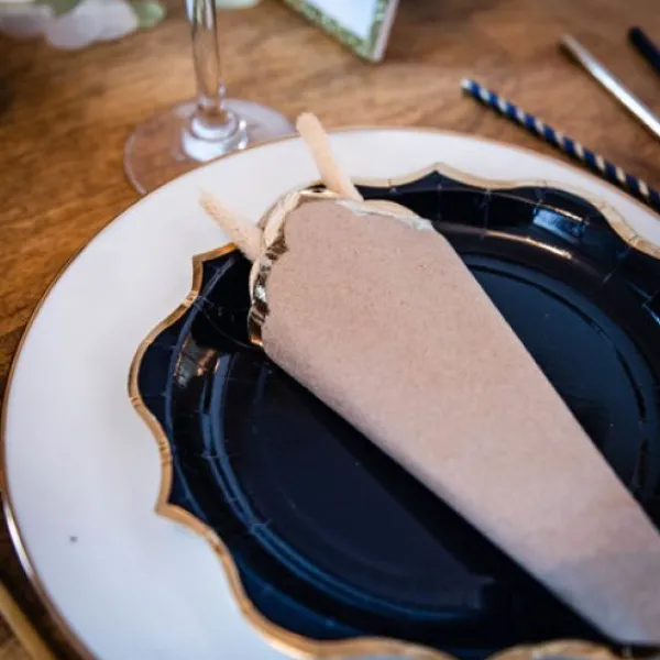 Badaboum 8 Assiettes En Carton Bleu Marine Liser Or