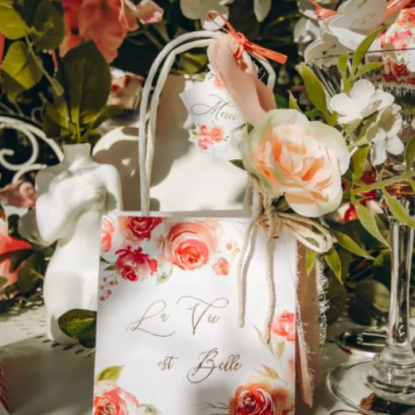 Badaboum 6 Sacs Cadeaux Romantique