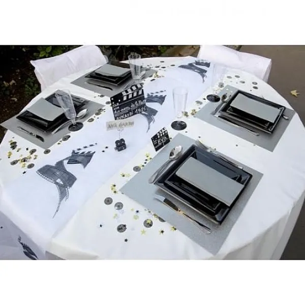 Badaboum Assiette De Noel Jetable Carr E 23 Cm X 12 Pi Ces Best