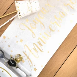 Best Chemin De Table Joyeux Anniversaire Or 28Cm X 3 M Tres Theme Joyeux Anniversaire