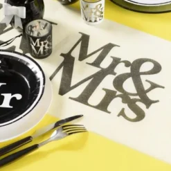 Badaboum Chemin De Table Mr And Mrs Hot