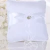 Badaboum Coussin Porte Alliance Blanc En Tissu Satin Double Coeur