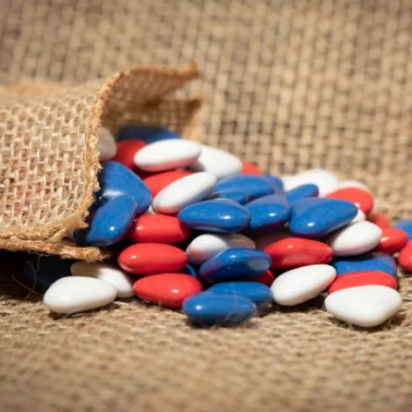 Badaboum Drag Es Coeur Chocolat Assorti Bleu Marine Blanc Rouge X 500Gr